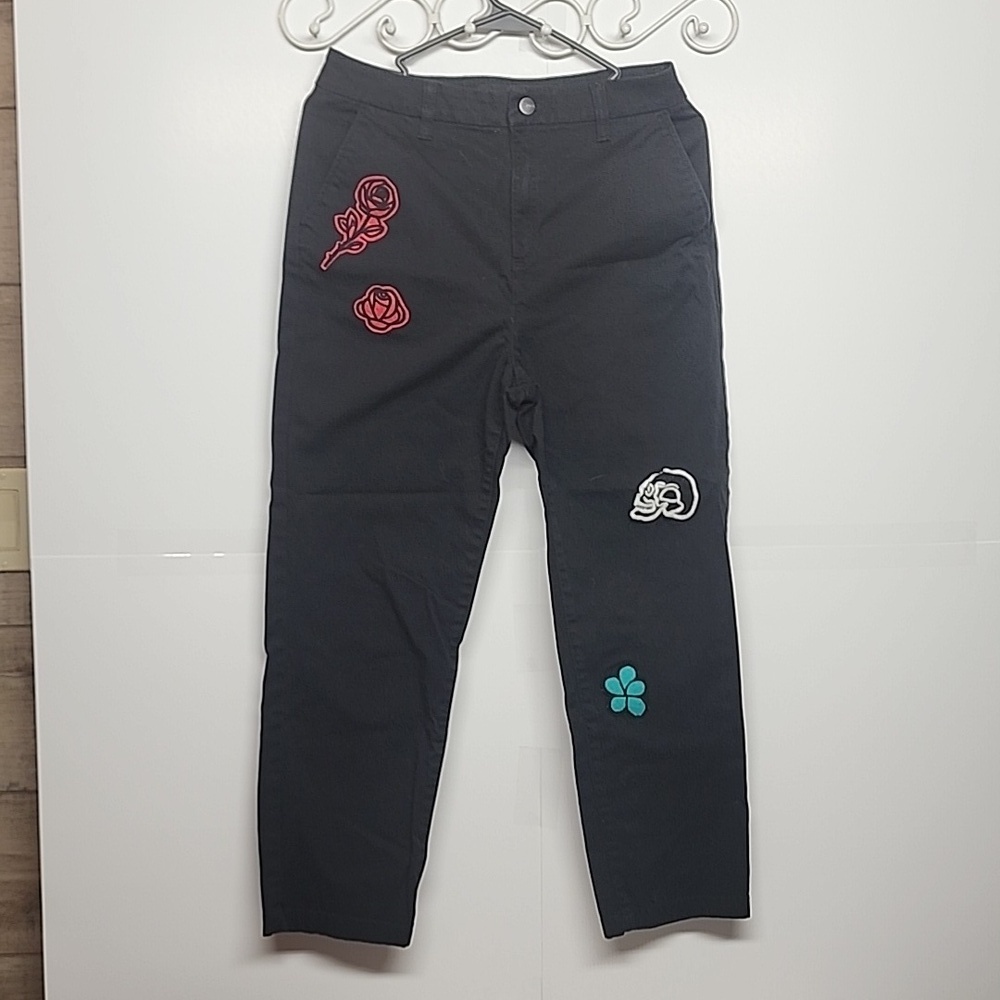 RVCA embroidered black jeans size 27.  Fun!  Front zipper with snap closure.